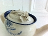 bluebirdteapotdetail